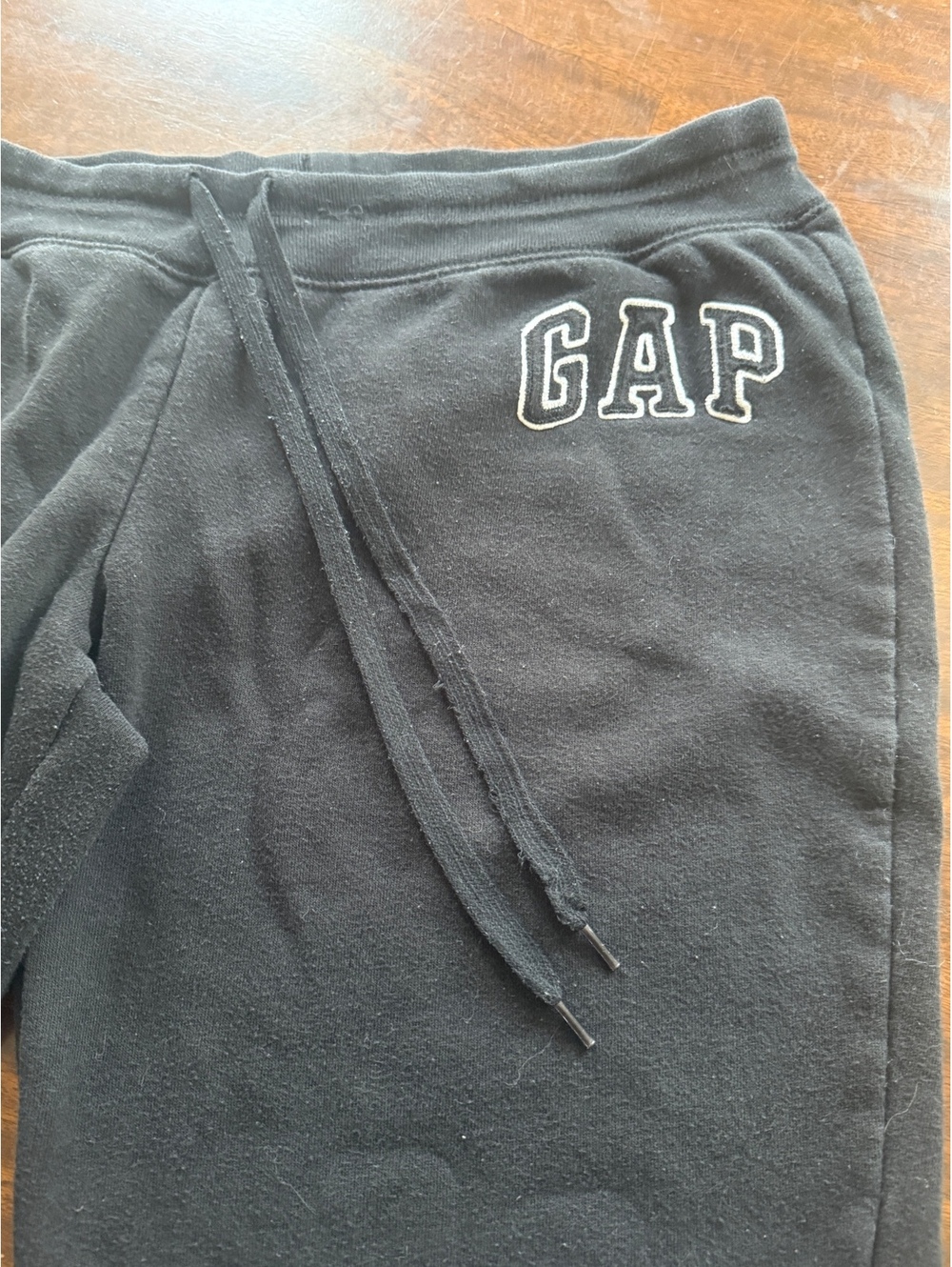 gap black fleece sweatpants size large